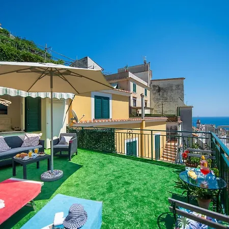 Zaffiro House Minori
